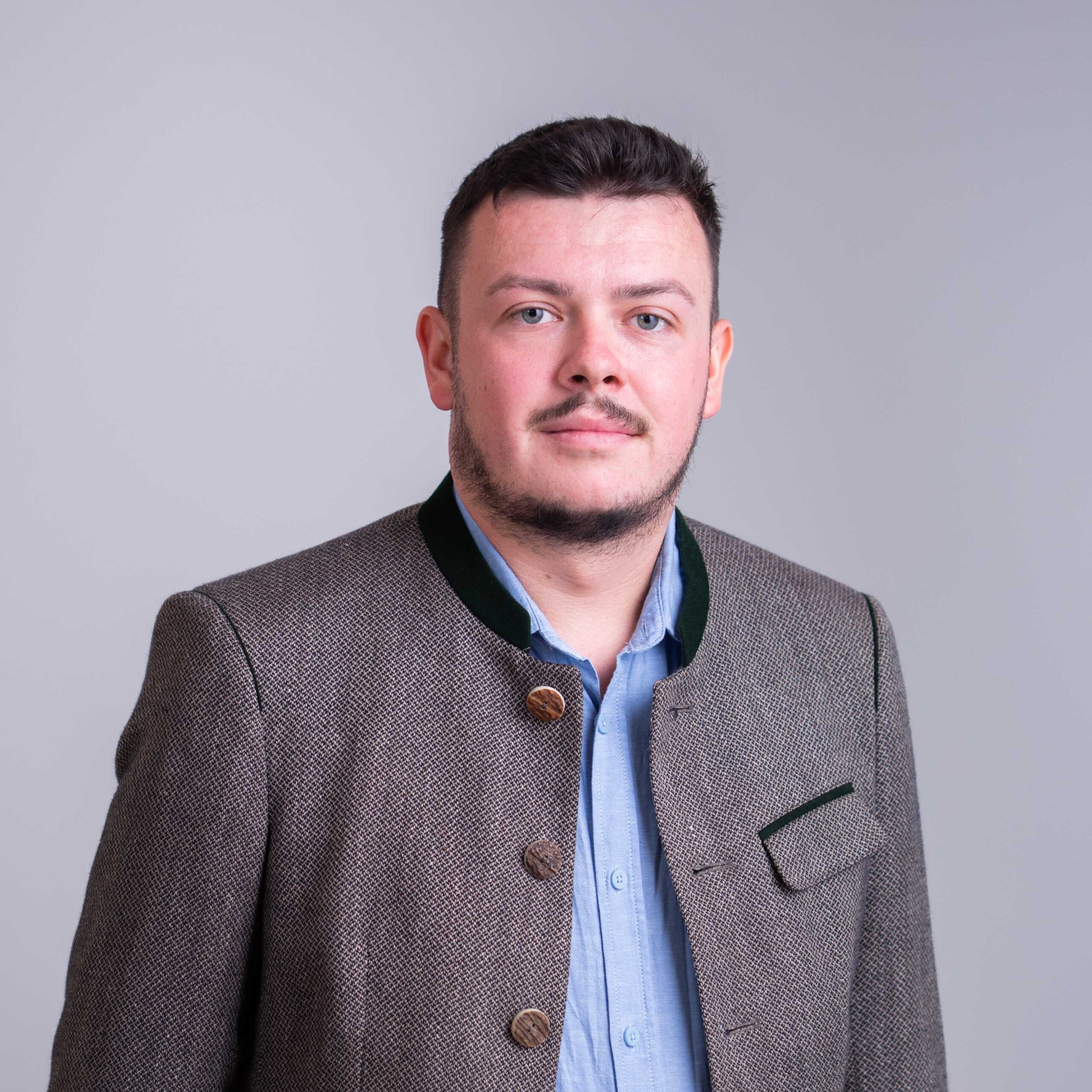 024_Tilly_Portraitfotos_0825_web_72ppi